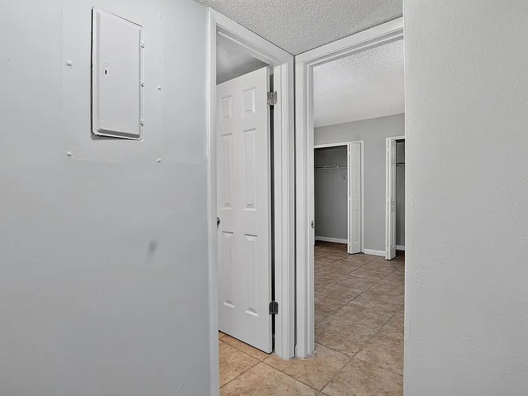 53 Windtree Ln #G102 — Photo 18