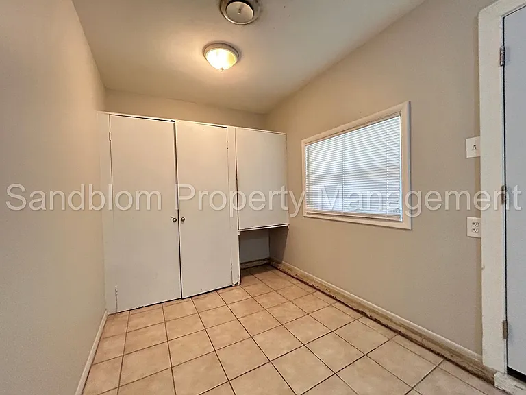 4520 E 21st Pl — Photo 12