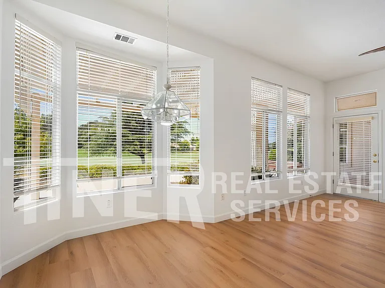 7401 Acorn Glen Loop — Photo 12