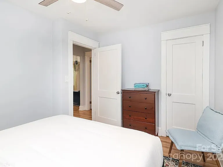 1822 Kensington Dr — Photo 10