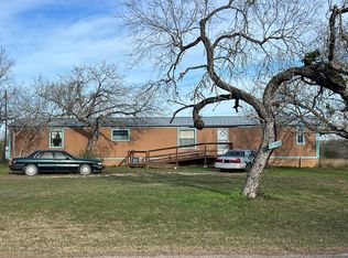 310 County Road 458, Hondo, TX 78861