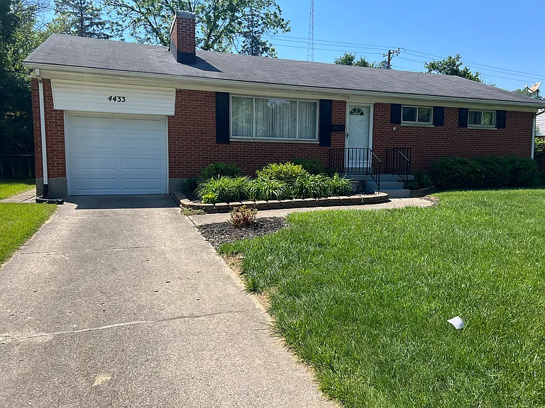 4433 Ackerman Blvd — Photo 1