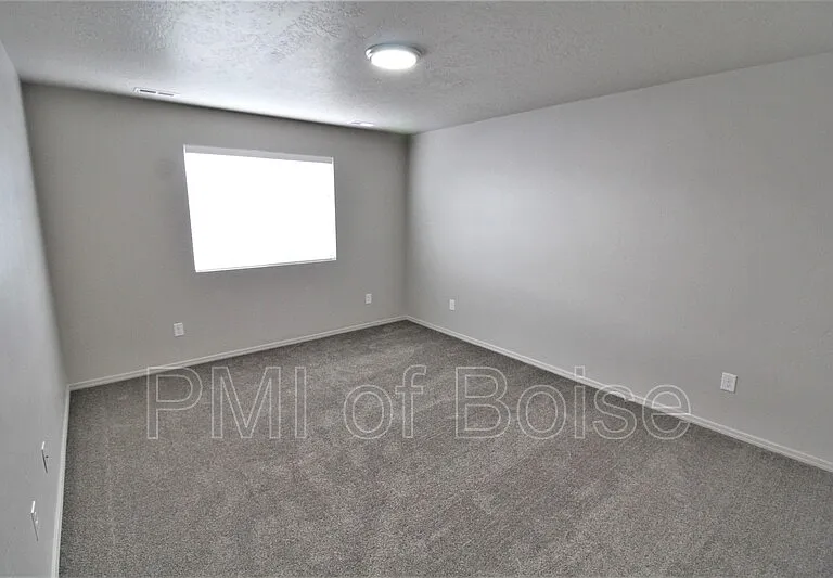 19571 Newhall Pl — Photo 18