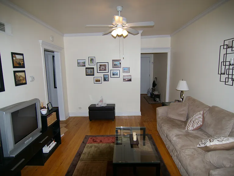 936 W Agatite Ave #2RE — Photo 11