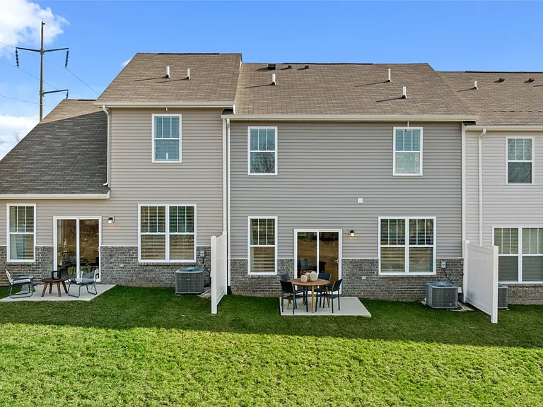 420 Alcott Way — Photo 17