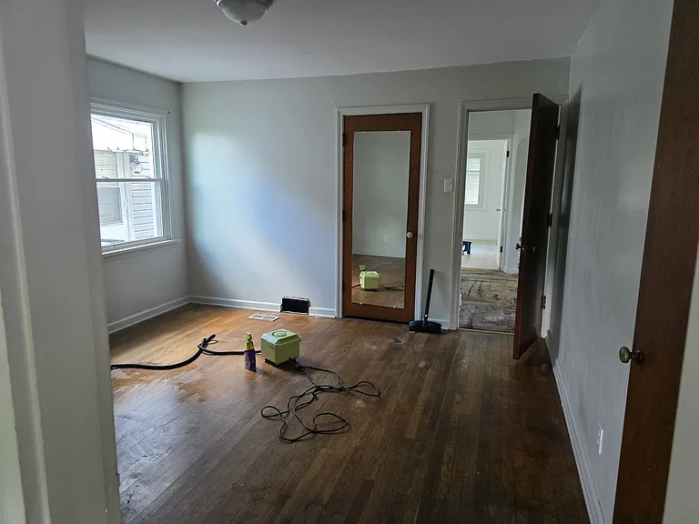 3496 Franklin St — Photo 12