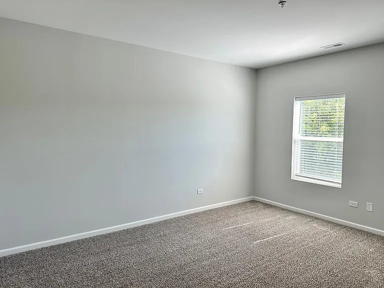 853 E Main St #2B — Photo 8