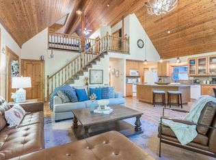 1900 Maple Dr, Weed, CA 96094
