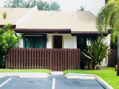 3349 Oak Dr, Hollywood, FL, 33021