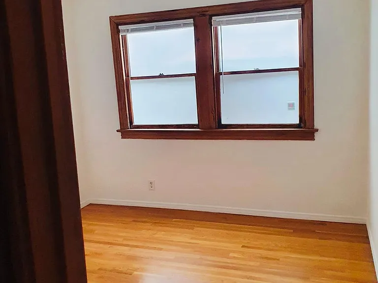 6057 Selma Ave — Photo 8