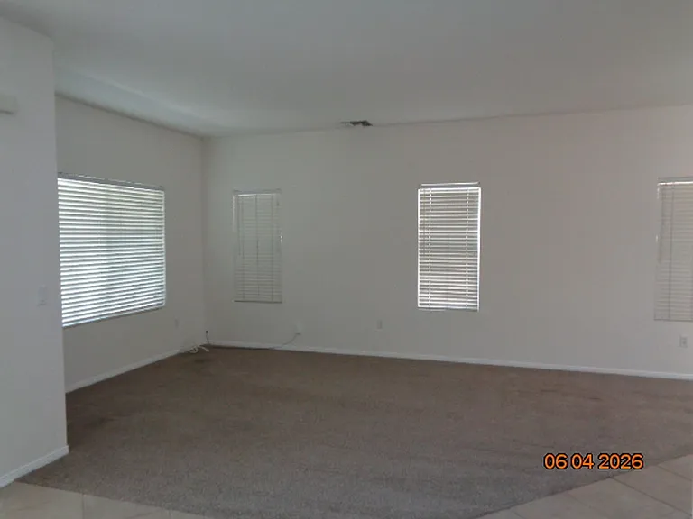2045 W Avenue J #7 — Photo 3