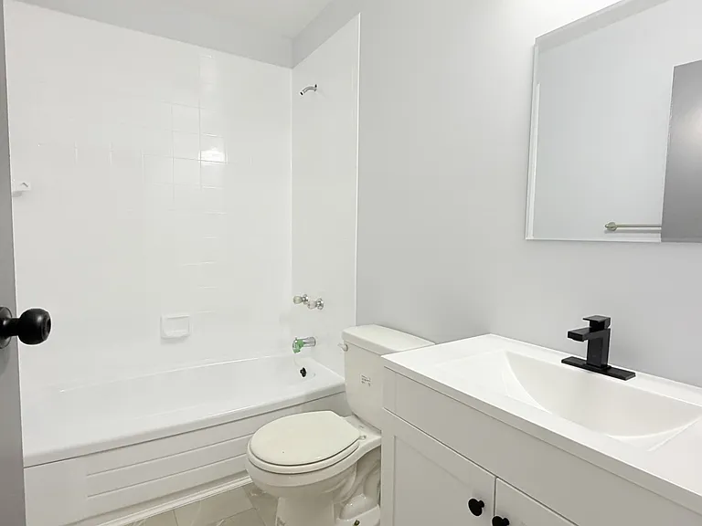 2940 Elsmere Ave #108 — Photo 15