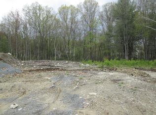 1 Spruce Ln, Dracut, MA 01826