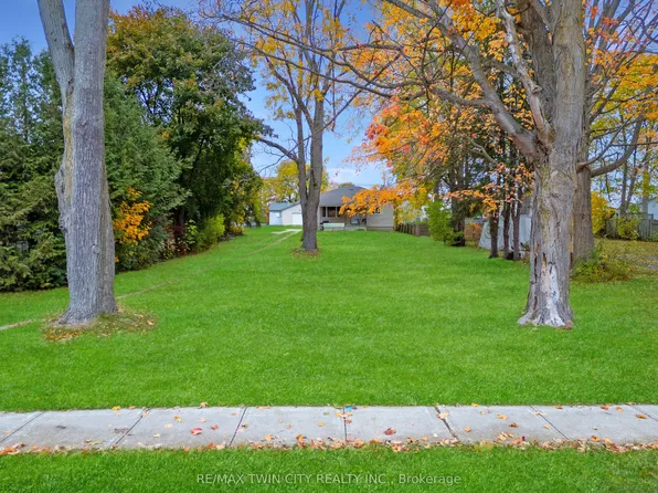 305 Hall St, Ingersoll, ON N5C 1V8