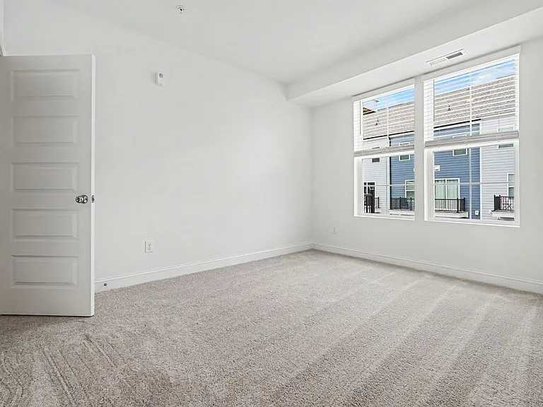 705 Grove Edge Ln #100 — Photo 16