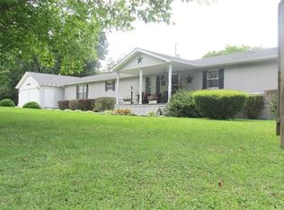 396 Mays Subdivision Rd, Beattyville, KY 41311
