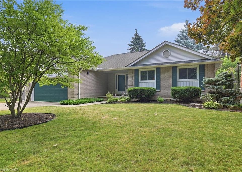 1st image of 369 Crimson Dr