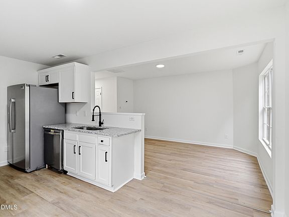 4th image of 4316 Haverty Dr