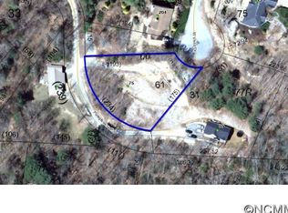 75 Pumphouse Rd, Hendersonville, NC 28739