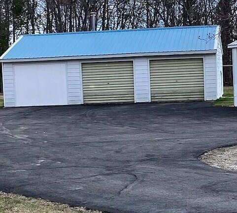 3rd image of 7018 NW 646th Hwy