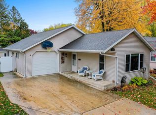 1107 Gross Ave, Green Bay, WI 54304