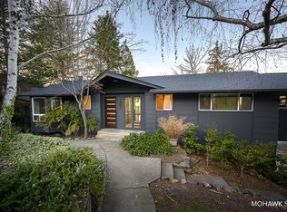 1991 Mohawk St, Ashland, OR 97520