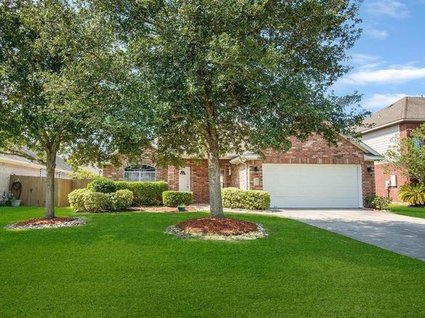 405 Magnolia Estates Dr