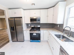192 Torrey Pines Dr, Toms River, NJ 08757