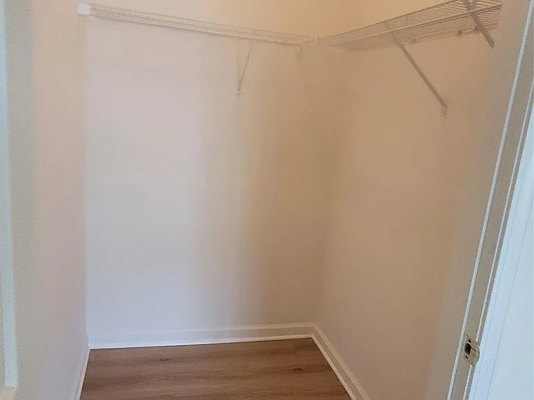 260 Ruth Ct — Photo 9