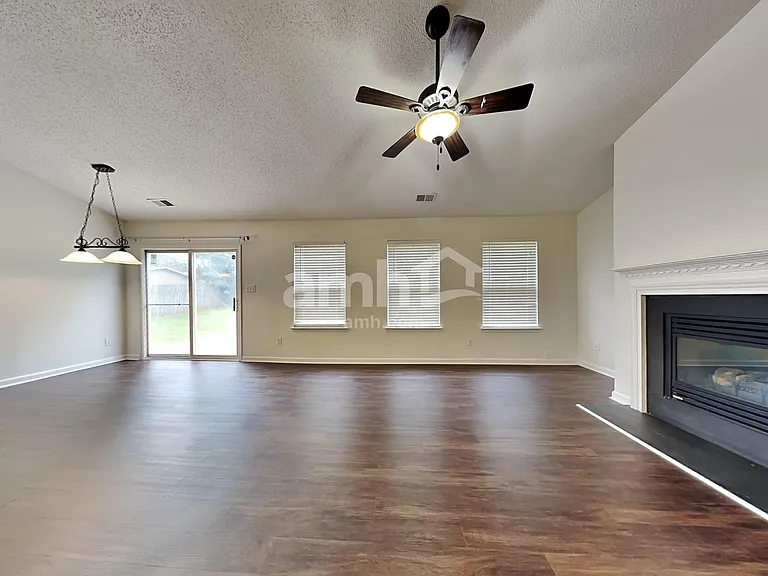 6014 Pennycross Ln — Photo 10