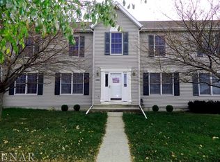 1412 Whitefield St, Normal, IL 61761