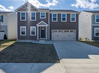 102 Springvale Dr, Amherst, OH 44001