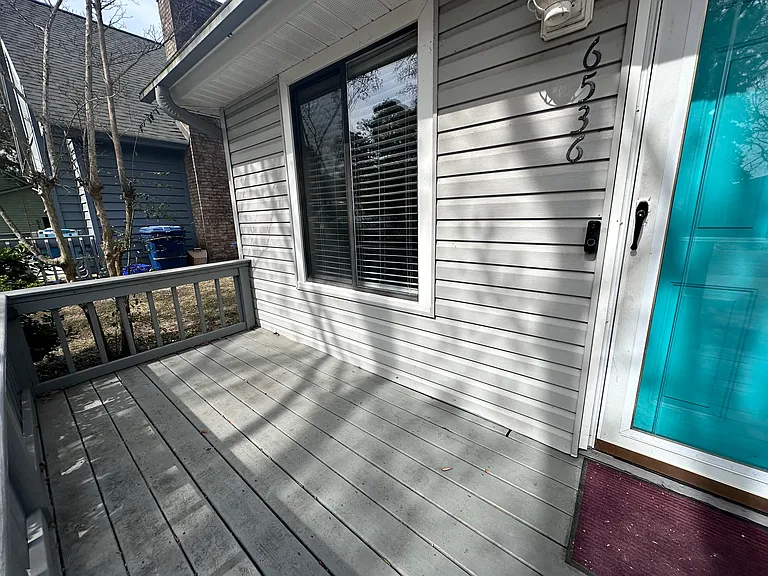 6536 Valene Ct — Photo 2