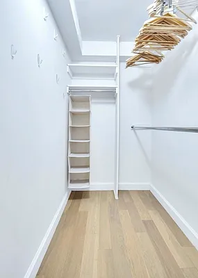 Rented by Guy Goldman, LREB | media 36