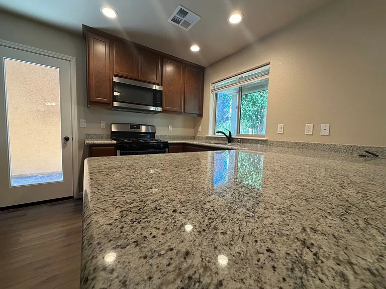 1194 Velarde Cir — Photo 23