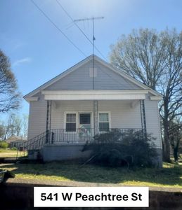 541 W Peachtree St, Woodruff, SC, 29388