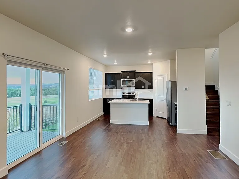 8265 Joyce Cir — Photo 4