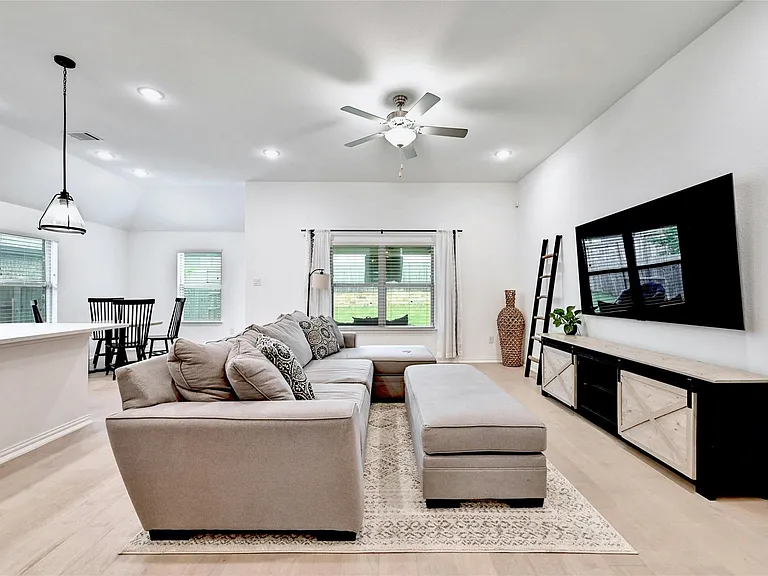 757 Cherrystone Loop — Photo 8
