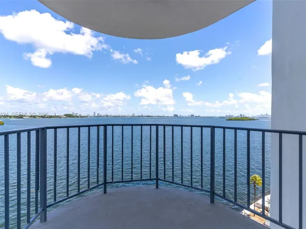 11930 N Bayshore Dr APT 704, North Miami, FL 33181