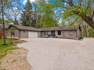 16641 Bennett Rd, North Royalton, OH 44133