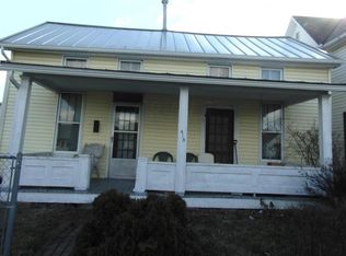 415 E Mound St, Circleville, OH 43113