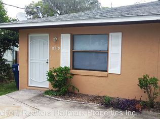 910 N Rockingham Ave, Tavares, FL 32778