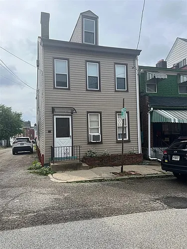 513 Edmond St #2 Photo 1