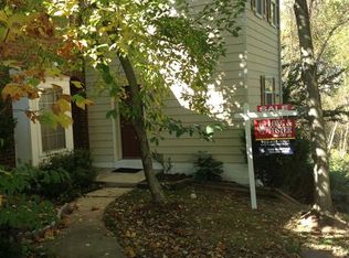 13899 Oyster Point Ct, Chantilly, VA 20151