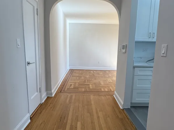 762 Brady Avenue image 12 of 13