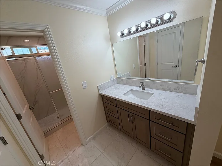 11510 Bertha St — Photo 23