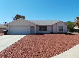 1452 S Hummingbird Ln, Thatcher, AZ 85552