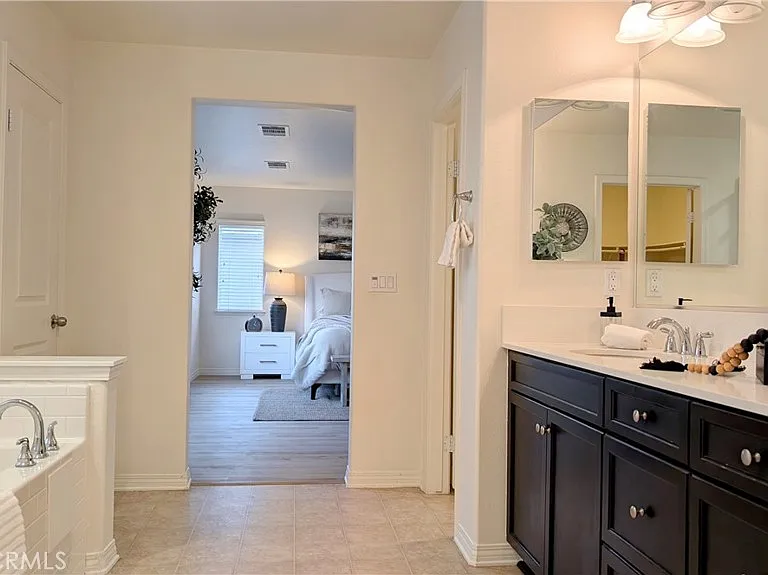 6341 Waterstone Way — Photo 16