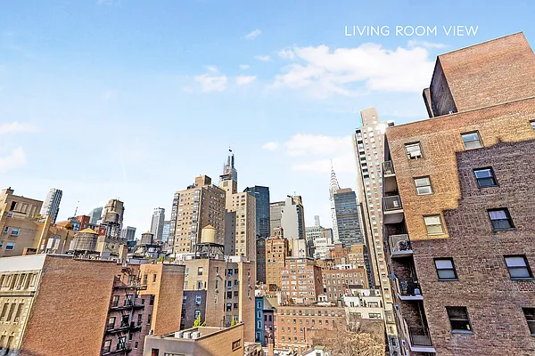 Sold by Compass | media 3