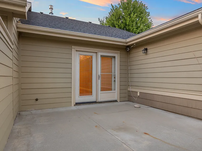 2581 S Gatewood Ln — Photo 22